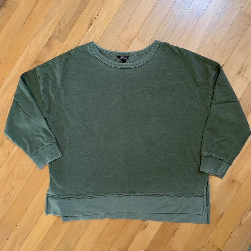 Buffalo David Bitton Washed Out Green Sweatshirt Ruffle Size XL